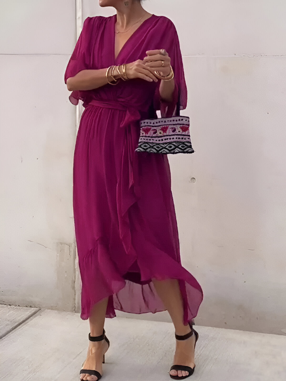 Monica | Abito con Scollo a V per un’Eleganza Senza Tempo