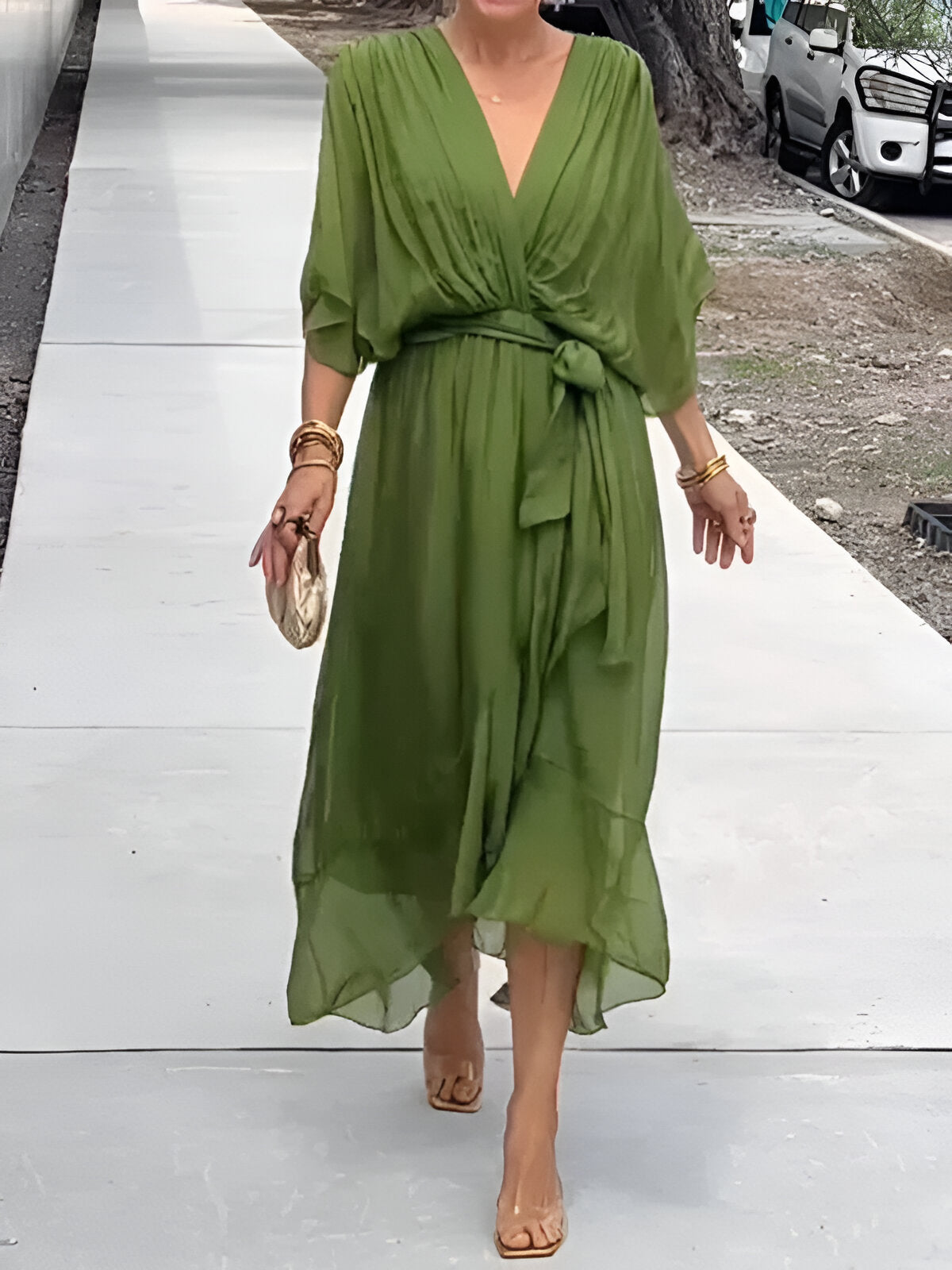 Monica | Abito con Scollo a V per un’Eleganza Senza Tempo